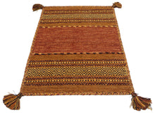 Lade das Bild in den Galerie-Viewer, Kilim Lory tribal 100% Cotone, indiano, fatto a mano 180xx120 cm Lavabile in LAVATRICE
