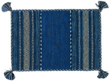 Lade das Bild in den Galerie-Viewer, Kilim Lory tribal 100% Cotone, indiano, fatto a mano 240x60 cm
