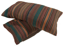 Lade das Bild in den Galerie-Viewer, Original Hand Made Rustic Kilim / Cicim 50x30 CM

