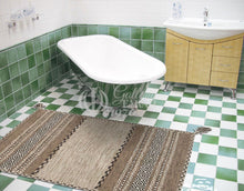 Load image into Gallery viewer, Kilim Lory tribal 100% Cotone, indiano, fatto a mano 170x120 cm
