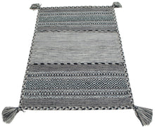 Lade das Bild in den Galerie-Viewer, Kilim Lory tribal 100% Cotone, indiano, fatto a mano 200x140 cm
