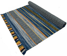 Load image into Gallery viewer, Galleria Farah1970 - 220x160 CM Kilim Autentico, Originale e Fatto a Mano Ide
