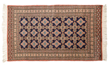 Carica l'immagine nel visualizzatore di Gallery, Kashmir Wool Carpet CM 60x45 Pakistan Rugs
