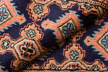 Lade das Bild in den Galerie-Viewer, Kashmir Wool Carpet CM 60x45 Pakistan Rugs
