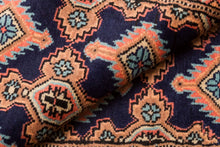 Carica l'immagine nel visualizzatore di Gallery, Kashmir Wool Carpet CM 60x45 Pakistan Rugs
