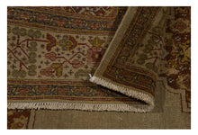 Carica l'immagine nel visualizzatore di Gallery, 175x120 CM Authentic original hand knotted carpet 
