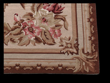 Carica l&#39;immagine nel visualizzatore di Gallery, Needle point Classic Floral French Style 185x123 CM Drawing Aubusson (Galleria Farah1970)
