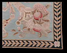 Lade das Bild in den Galerie-Viewer, Needle point Classic Floral French Style 245x155 CM Drawing Aubusson (Galleria Farah1970)
