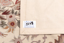 Lade das Bild in den Galerie-Viewer, Needle point Classic Floral French Style Drawing 363x273 CM Aubusson (Galleria Farah1970)
