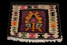 Load image into Gallery viewer, Cicim Kilim autentik Hand Made Measure CM 42x40
