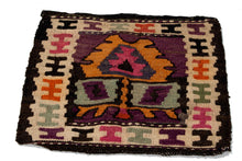 Lade das Bild in den Galerie-Viewer, Cicim Kilim autentik Hand Made Measure CM 45x40

