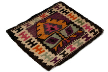 Lade das Bild in den Galerie-Viewer, Cicim Kilim autentik Hand Made Measure CM 45x40
