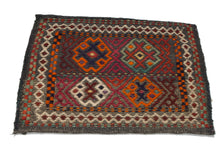 Lade das Bild in den Galerie-Viewer, Cicim Kilim autentik Hand Made Measure CM 50x50

