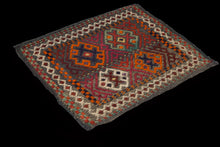 Lade das Bild in den Galerie-Viewer, Cicim Kilim autentik Hand Made Measure CM 50x50

