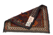Lade das Bild in den Galerie-Viewer, Cicim Kilim autentik Hand Made Measure CM 50x50
