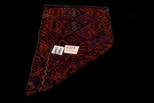 Carica l'immagine nel visualizzatore di Gallery, Cicim Kilim autentik Hand Made Measure CM 57x40
