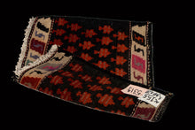 Carica l'immagine nel visualizzatore di Gallery, Cicim Kilim autentik Hand Made Measure CM 47x36
