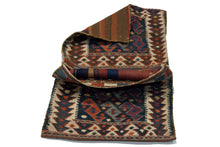 Carica l'immagine nel visualizzatore di Gallery, Autentik Kilim Kelem Original Hand Made Classic STYL - 108x50 CM
