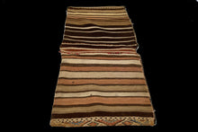 Carica l'immagine nel visualizzatore di Gallery, Autentik Kilim Kelem Original Hand Made Classic STYL - 85x27 CM
