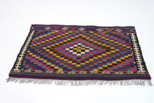 Carica l&#39;immagine nel visualizzatore di Gallery, Original  Hand Made Rustic Kilim / Cicim CM 100x60
