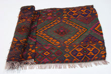 Carica l'immagine nel visualizzatore di Gallery, Original  Hand Made Rustic Kilim / Cicim CM CM 125x60
