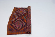 Lade das Bild in den Galerie-Viewer, Original  Hand Made Rustic Kilim / Cicim CM CM 97x85
