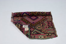 Carica l'immagine nel visualizzatore di Gallery, Original Afgano / Pakistan Hand Made Rustic Kilim / Cicim CM 90x60
