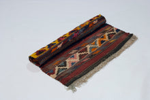 Carica l'immagine nel visualizzatore di Gallery, Original Hand Made Rustic Kilim / Cicim CM 80x65
