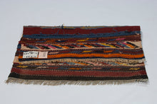 Carica l&#39;immagine nel visualizzatore di Gallery, Original Hand Made Rustic Kilim / Cicim  CM 70x65
