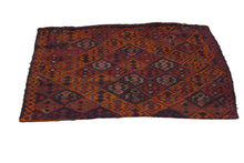 Lade das Bild in den Galerie-Viewer, Original Hand Made Rustic Kilim / Cicim CM 87x62
