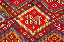 Carica l'immagine nel visualizzatore di Gallery, Original Hand Made Rustic Kilim / Cicim 100x65 CM
