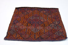 Carica l'immagine nel visualizzatore di Gallery, Original Hand Made Rustic Kilim / Cicim CM 85x70
