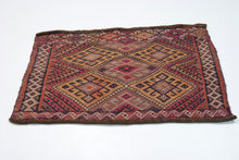 Carica l'immagine nel visualizzatore di Gallery, Original Hand Made Rustic Kilim / Cicim CM 85x70
