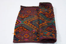 Carica l&#39;immagine nel visualizzatore di Gallery, Original Hand Made Rustic Kilim / Cicim CM 120x65

