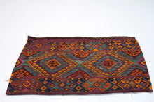 Carica l&#39;immagine nel visualizzatore di Gallery, Original Hand Made Rustic Kilim / Cicim CM 120x65
