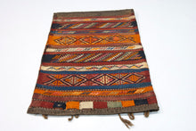 Carica l'immagine nel visualizzatore di Gallery, Original Hand Made Rustic Kilim / Cicim CM 100x70
