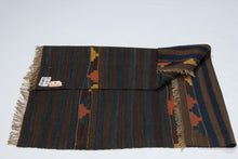 Load image into Gallery viewer, Original Hand Made Rustic Kilim / Cicim CM 107x65
