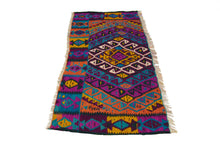 Carica l'immagine nel visualizzatore di Gallery, Original Hand Made Rustic Kilim / Cicim 143x60 CM
