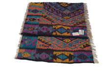 Carica l'immagine nel visualizzatore di Gallery, Original Hand Made Rustic Kilim / Cicim 143x60 CM
