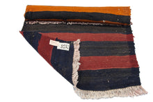 Lade das Bild in den Galerie-Viewer, Original Hand Made Rustic Kilim / Cicim CM 100x70

