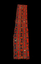 Carica l&#39;immagine nel visualizzatore di Gallery, Original Hand Made Rustic Kilim Vintage / Cicim 147x27 CM
