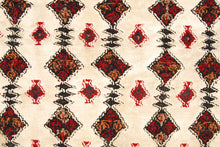 Lade das Bild in den Galerie-Viewer, Original Hand Made Rustic Kilim / Cicim 125x93 CM
