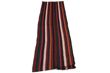 Lade das Bild in den Galerie-Viewer, Original Authentic Hand Made Rustic Kilim / Cicim 112x67 CM
