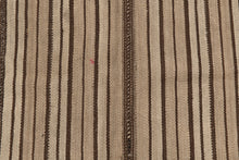 Lade das Bild in den Galerie-Viewer, Original Authentic Hand Made Rustic Kilim / Cicim 180x120 CM
