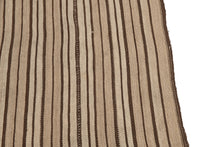 Lade das Bild in den Galerie-Viewer, Original Authentic Hand Made Rustic Kilim / Cicim 180x120 CM
