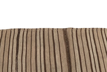 Lade das Bild in den Galerie-Viewer, Original Authentic Hand Made Rustic Kilim / Cicim 180x120 CM
