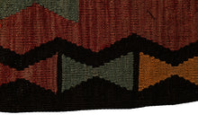 Carica l&#39;immagine nel visualizzatore di Gallery, Original Authentic Hand Made Rustic Kilim / Cicim 170x170 CM
