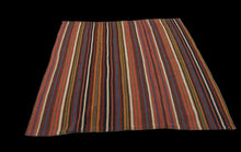 Lade das Bild in den Galerie-Viewer, Original Authentic Hand Made Rustic Kilim / Cicim 120x110 CM
