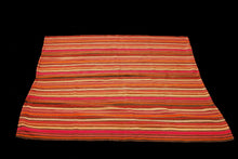 Carica l'immagine nel visualizzatore di Gallery, Original Hand Made Rustic Kilim / Cicim 130x130 CM
