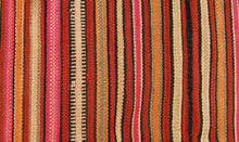 Lade das Bild in den Galerie-Viewer, Original Hand Made Rustic Kilim / Cicim 110x73 CM
